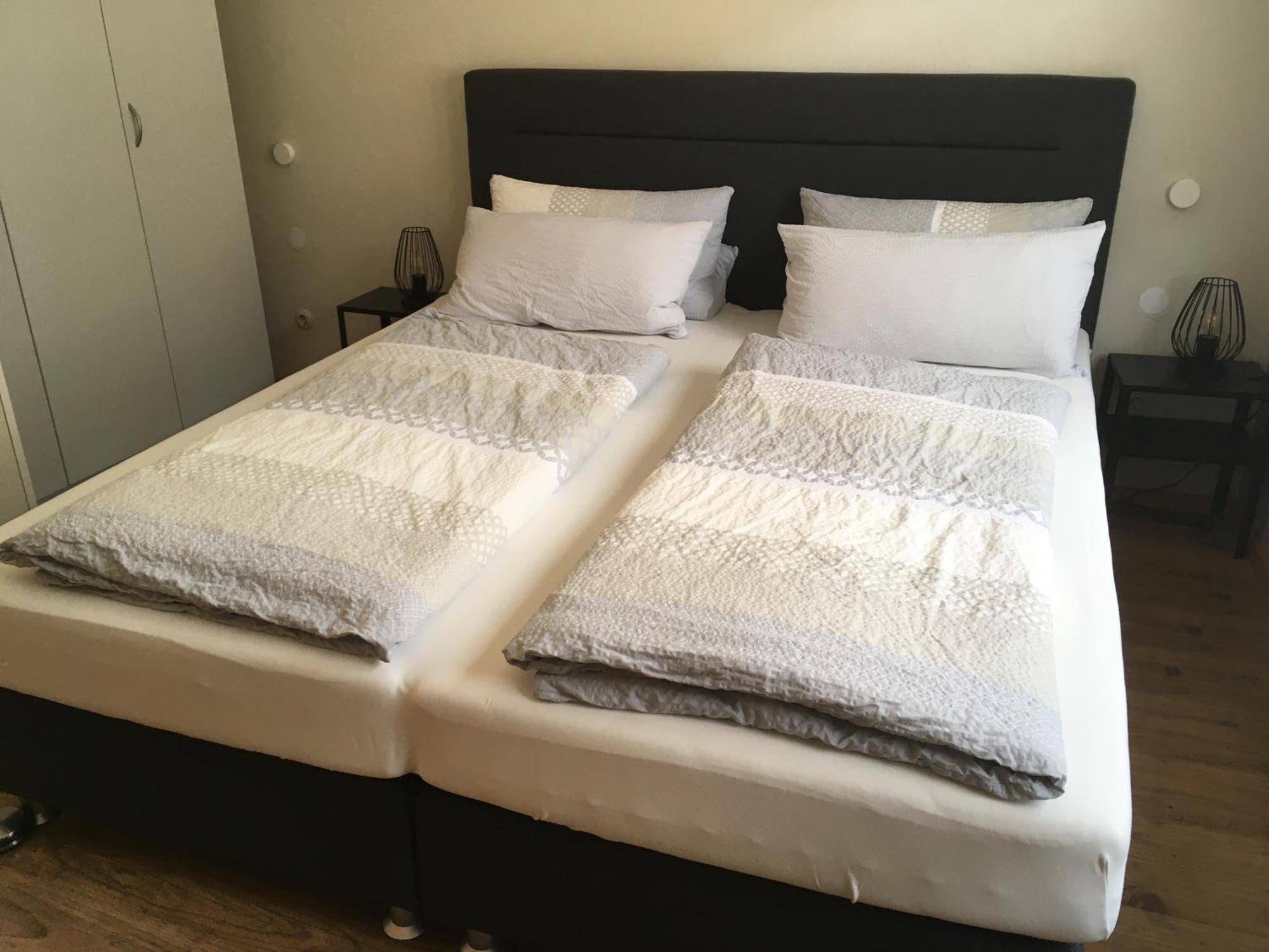Mosel Ferienwohnung Urzig Bagian luar foto